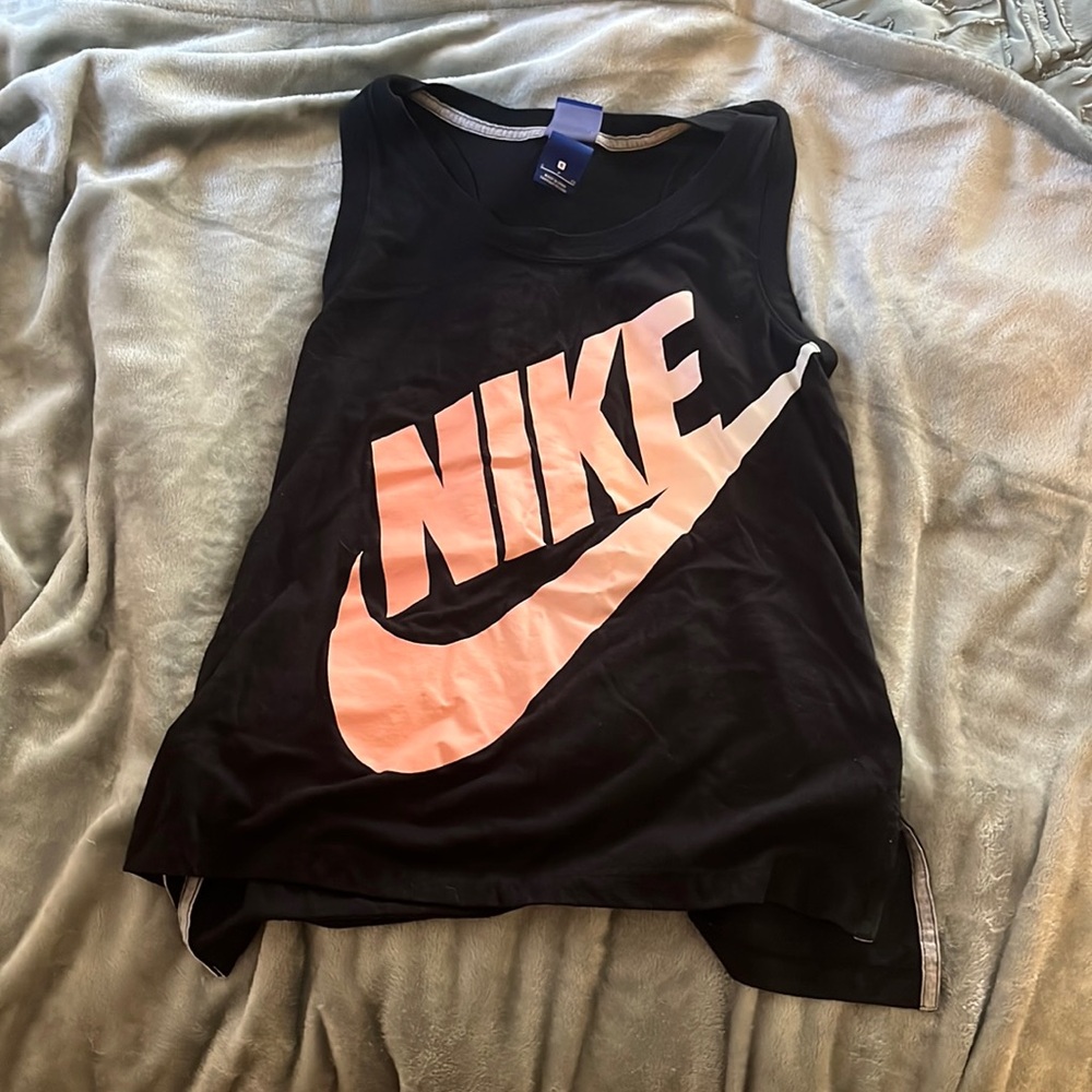 A nike Tank Top, Blaxk with Pink to White Ombré, Size S